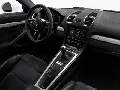 2016 Porsche Cayman GT4