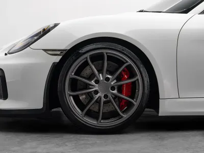 2016 Porsche Cayman GT4