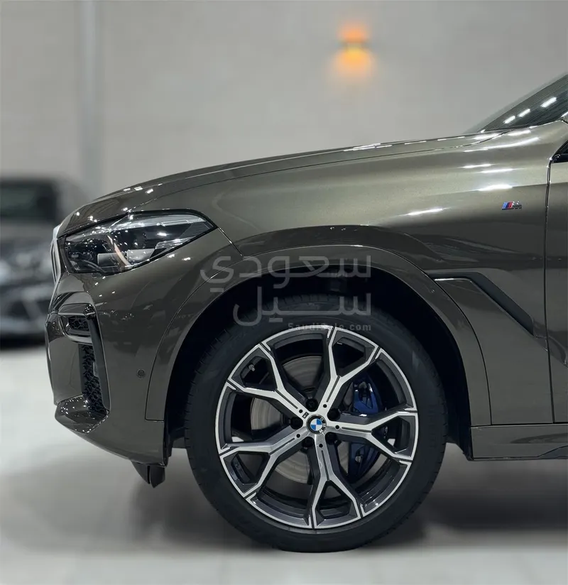 2023 BMW X Series 6 M Kit