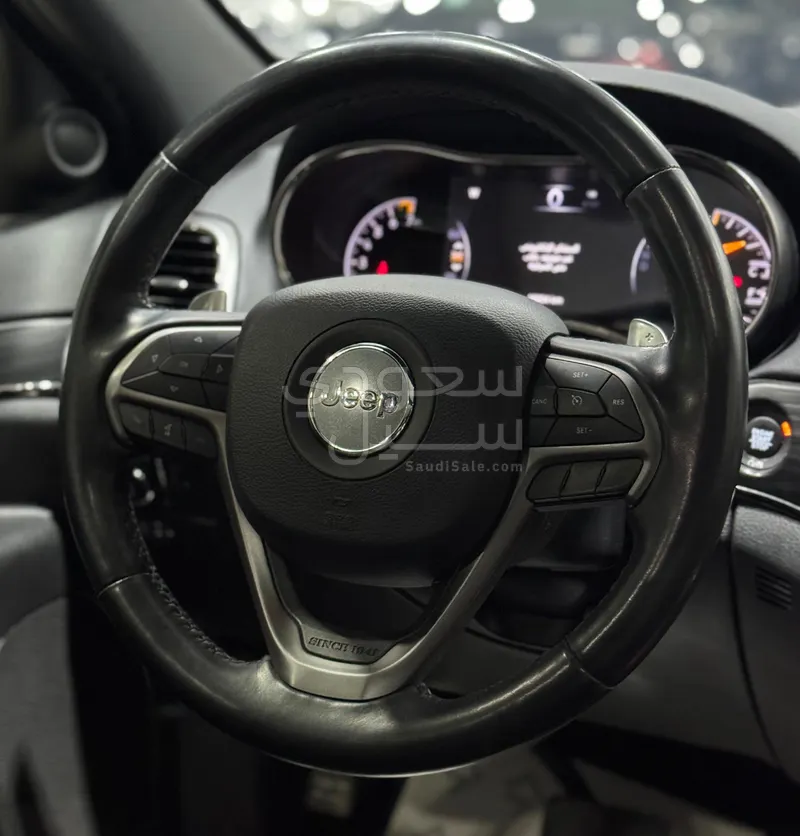 2020 Jeep Grand Cherokee