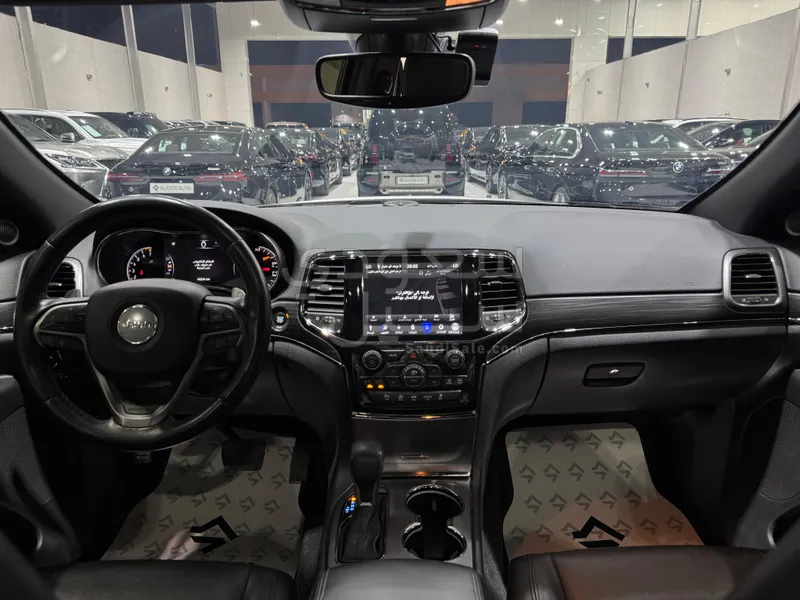 2020 Jeep Grand Cherokee