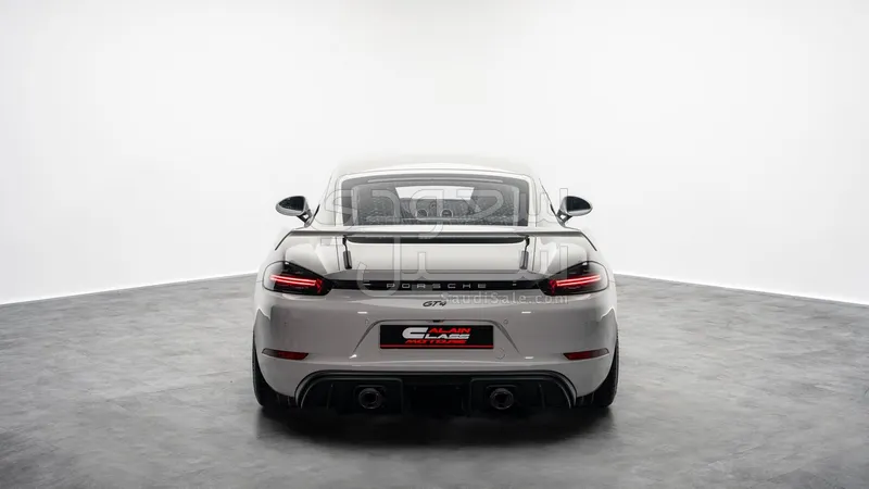2021 بورش كايمان جي تي 4