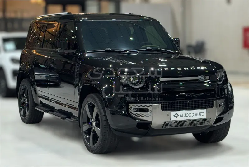 2025 Land Rover Defender X dynamic