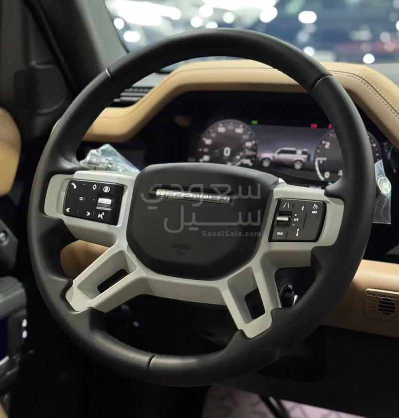 2025 Land Rover Defender X dynamic