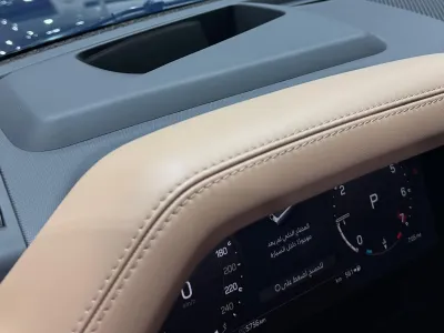 2025 Land Rover Defender X dynamic