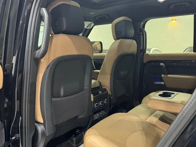 2025 Land Rover Defender X dynamic