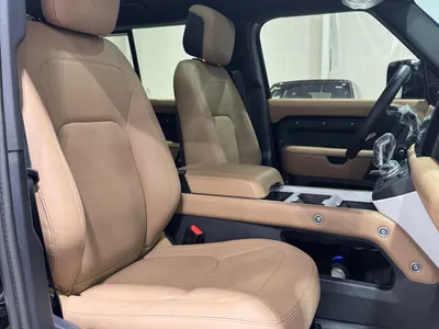 2025 Land Rover Defender X dynamic