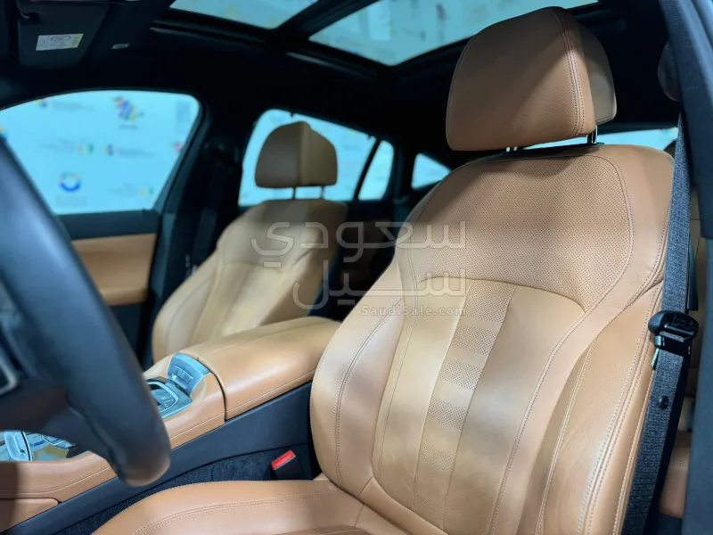 2022 بي ام دبليو الفئة اكس 6 40أي