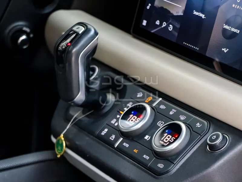 2021 Land Rover Defender X dynamic