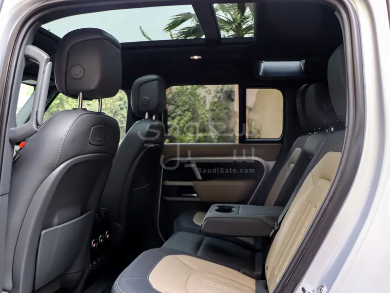 2021 Land Rover Defender X dynamic
