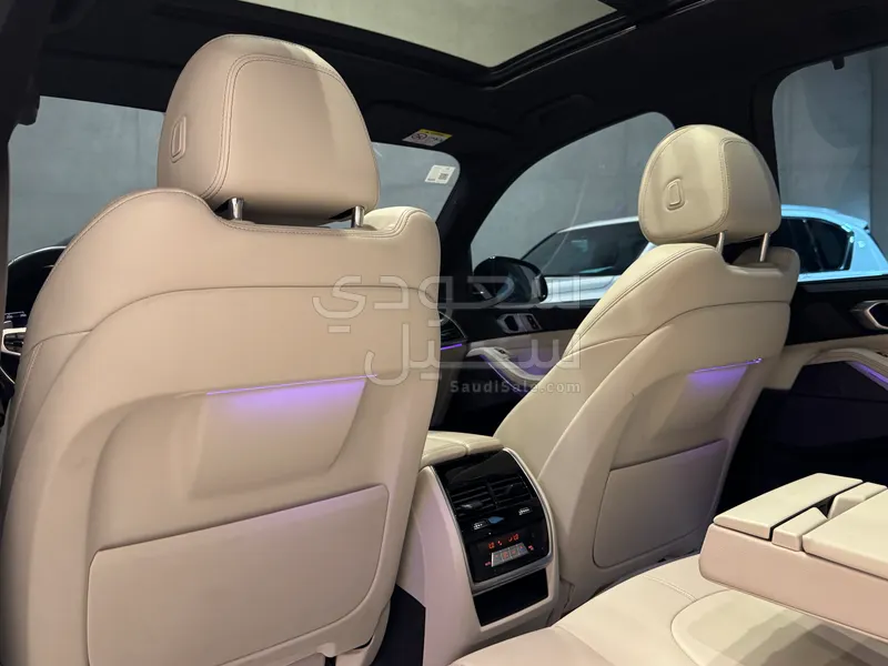 2020 BMW X Series 5 M Kit