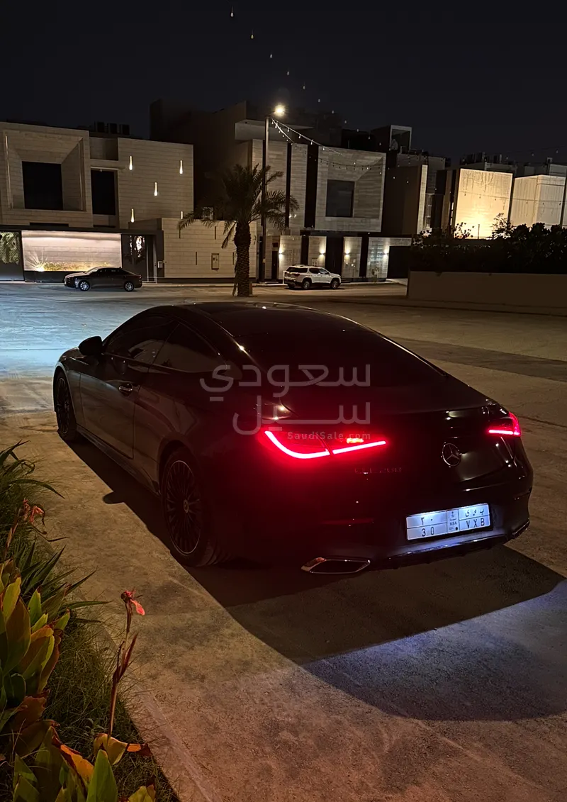 2024 مرسيدس - بنز سي إل إي 200