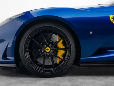 2021 Ferrari 812 GTS