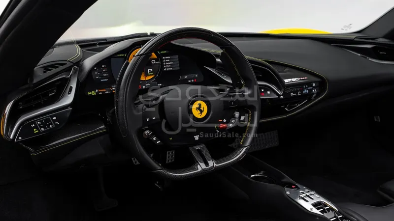 2022 Ferrari Spider SF90