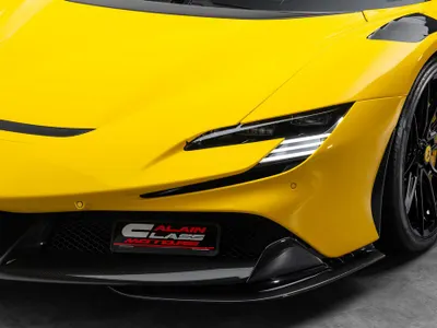 2022 Ferrari Spider SF90