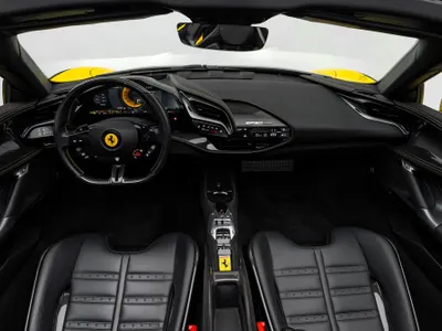 2022 Ferrari Spider SF90