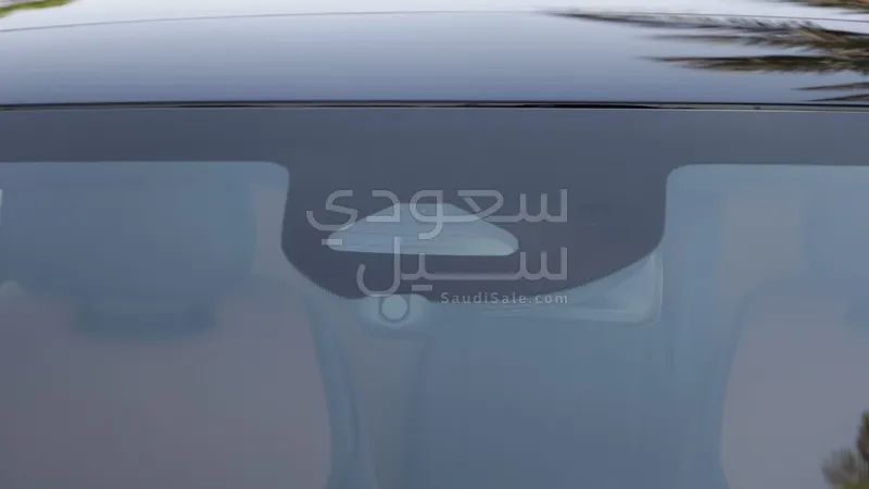 2025 مرسيدس - بنز سي 200 أي إم جي