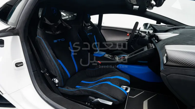 2022 Lamborghini Huracán STO