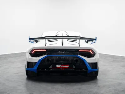 2022 Lamborghini Huracán STO