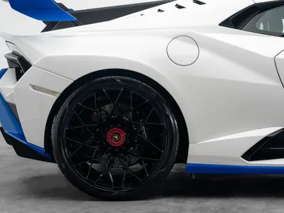 2022 Lamborghini Huracán STO