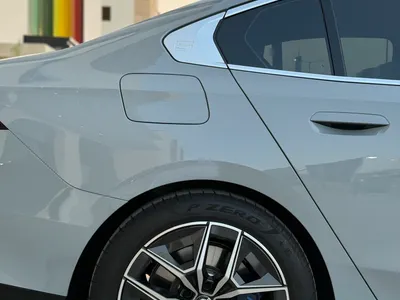 2024 بي ام دبليو الفئة الخامسة 520 أي