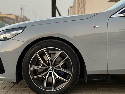 2024 بي ام دبليو الفئة الخامسة 520 أي