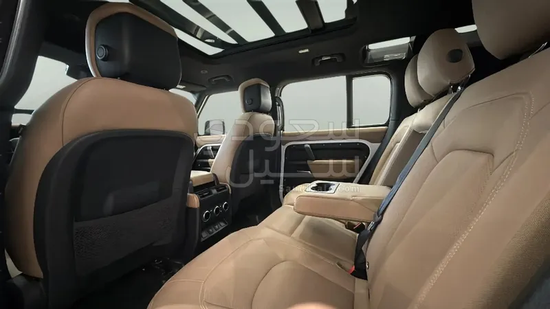 2025 Land Rover Defender X 110