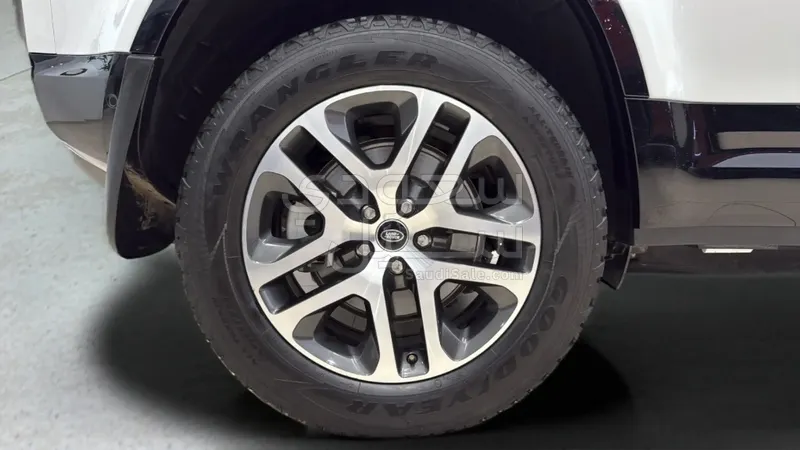 2025 Land Rover Defender X 110