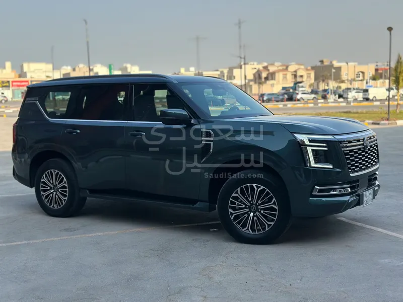 2025 نيسان باترول بلاتينيوم