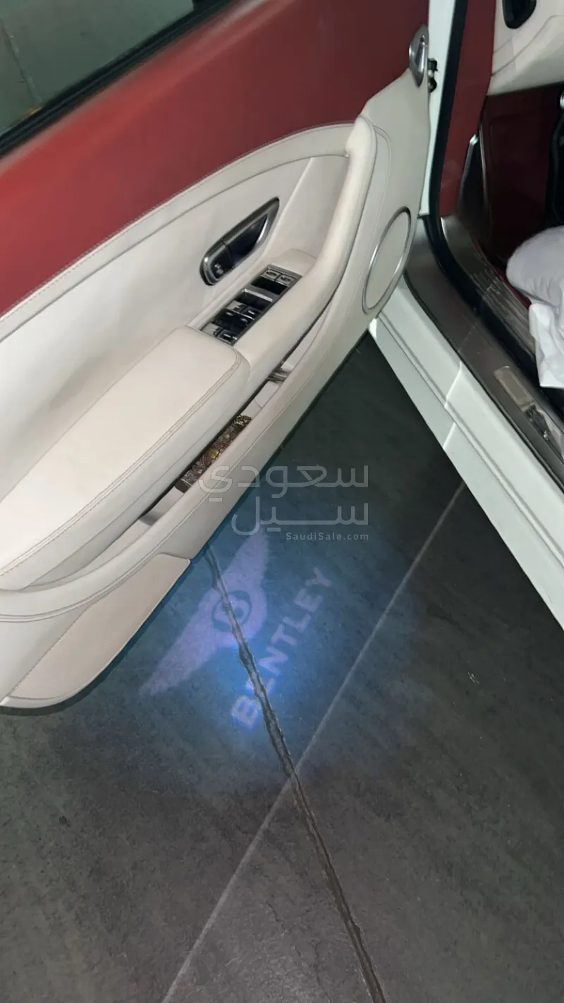 2012 بنتلي كونتيننتل جي تي