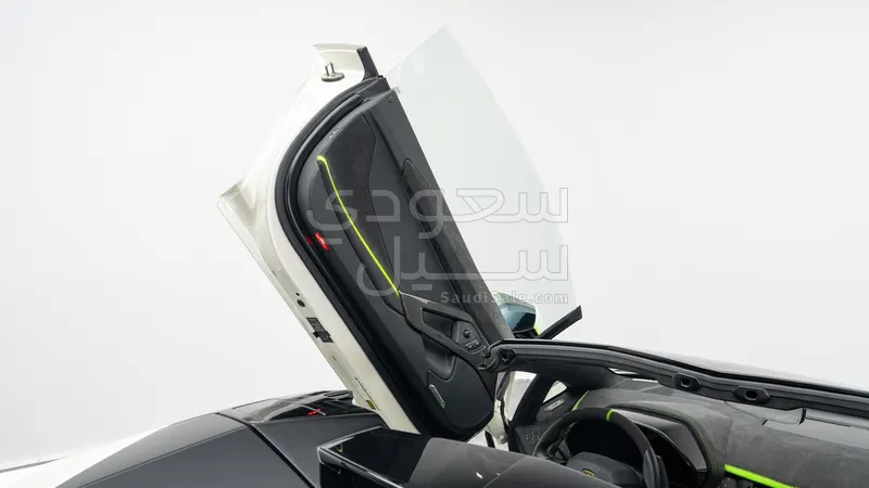 2022 Lamborghini Aventador Ultimae