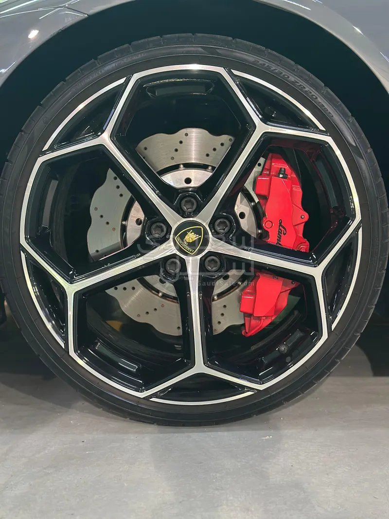 2022 Lamborghini Huracán EVO