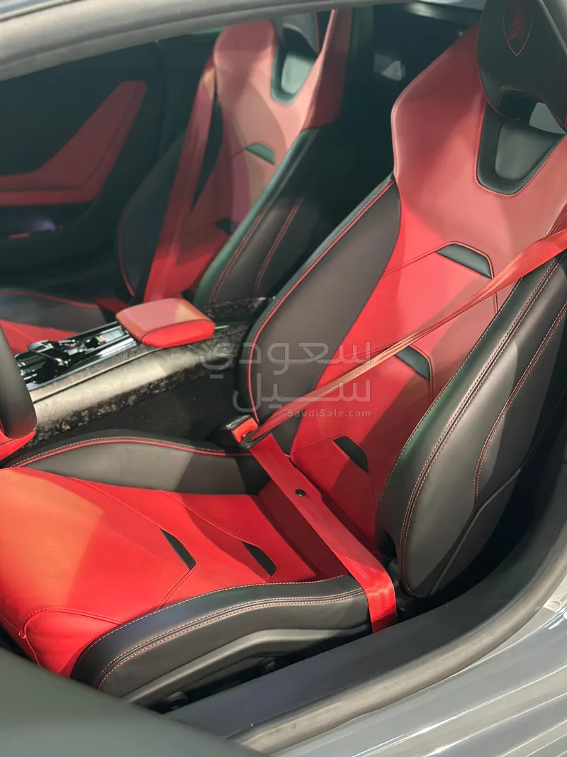 2022 Lamborghini Huracán EVO