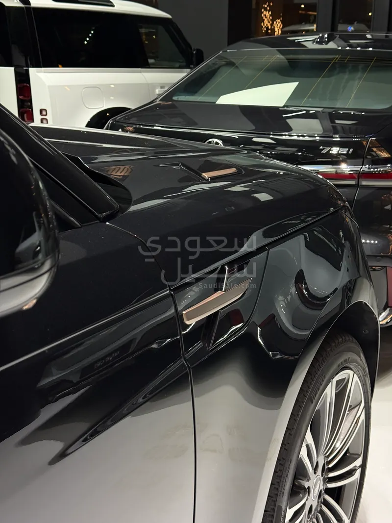 2025 Land Rover Range Rover Sport HSE