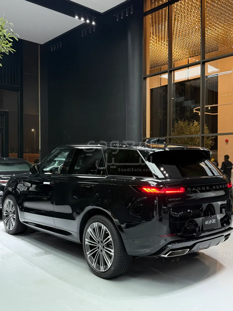 2025 Land Rover Range Rover Sport HSE