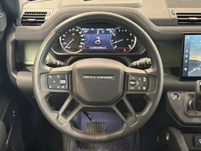 2023 Land Rover Defender 90
