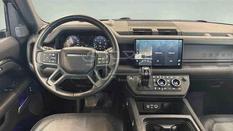 2024 Land Rover Defender 90