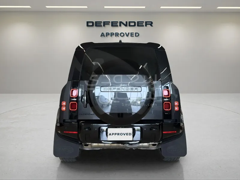 2024 Land Rover Defender 90