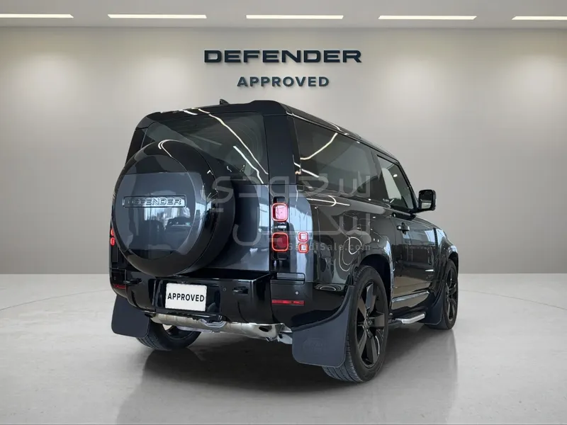 2024 Land Rover Defender 90
