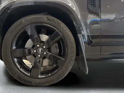 2024 Land Rover Defender 90