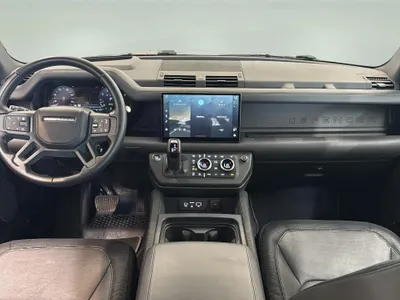 2024 Land Rover Defender 90