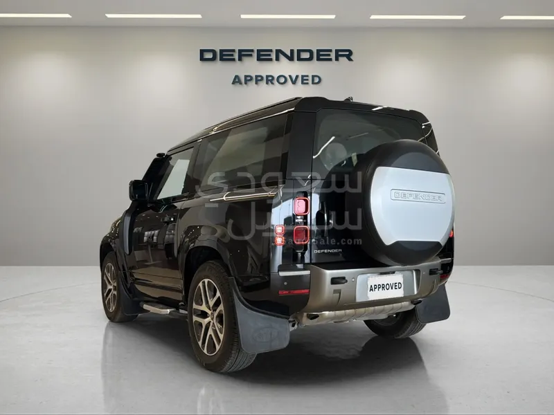 2024 Land Rover Defender 90