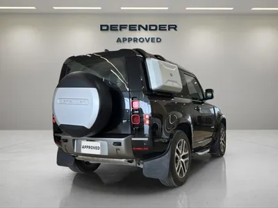2024 Land Rover Defender 90