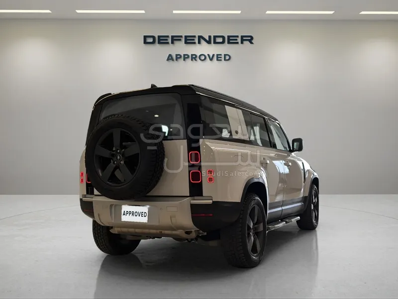 2024 Land Rover Defender 110