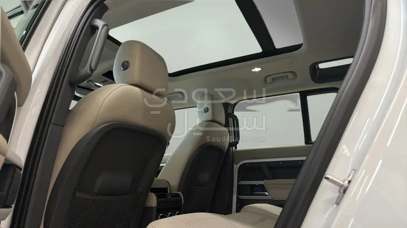 2024 Land Rover Defender 110