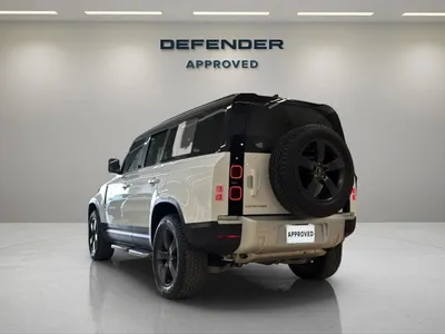 2024 Land Rover Defender 110