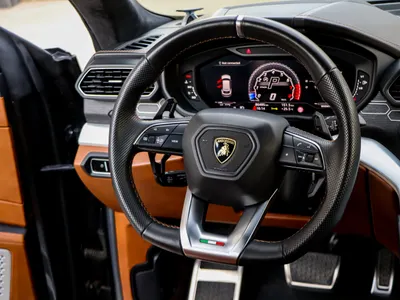 2019 Lamborghini URUS