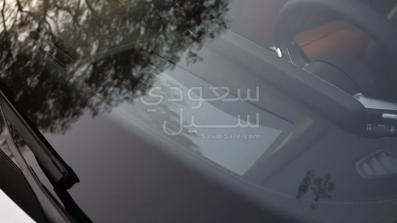 2025 مرسيدس - بنز سي 200 أي إم جي
