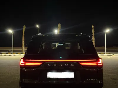 2023 لكزس إل إكس 600 إف