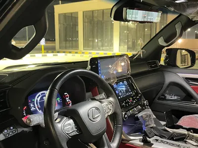 2023 لكزس إل إكس 600 إف